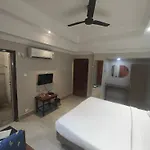 Hotel Pulikeshi